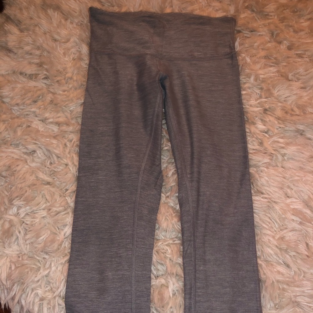 Light grey cropped 21’’ lululemon pants